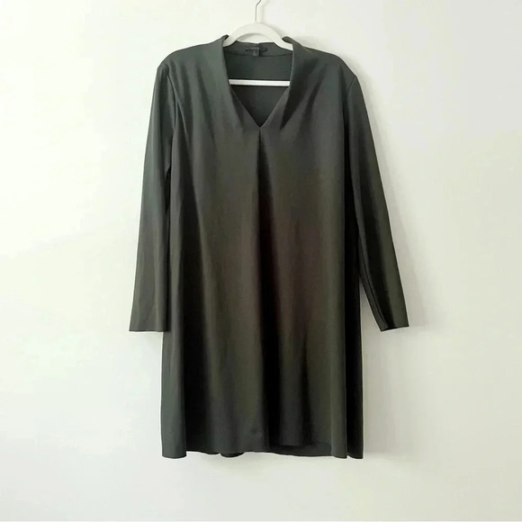 COS Dresses & Skirts - COS V Neck Long Sleeve Dress in Hunter Green Size L